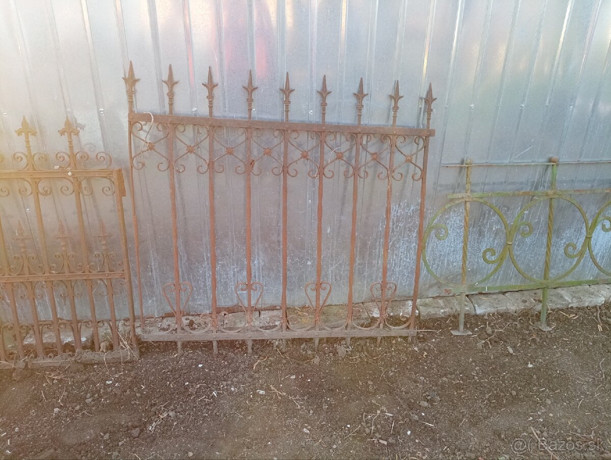 Historické kované ploty/zábradlia - 2