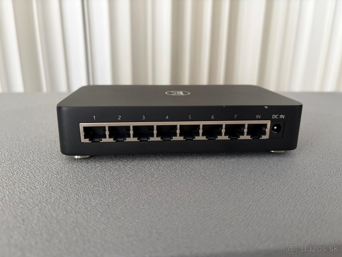 Switch EE 8 - 2