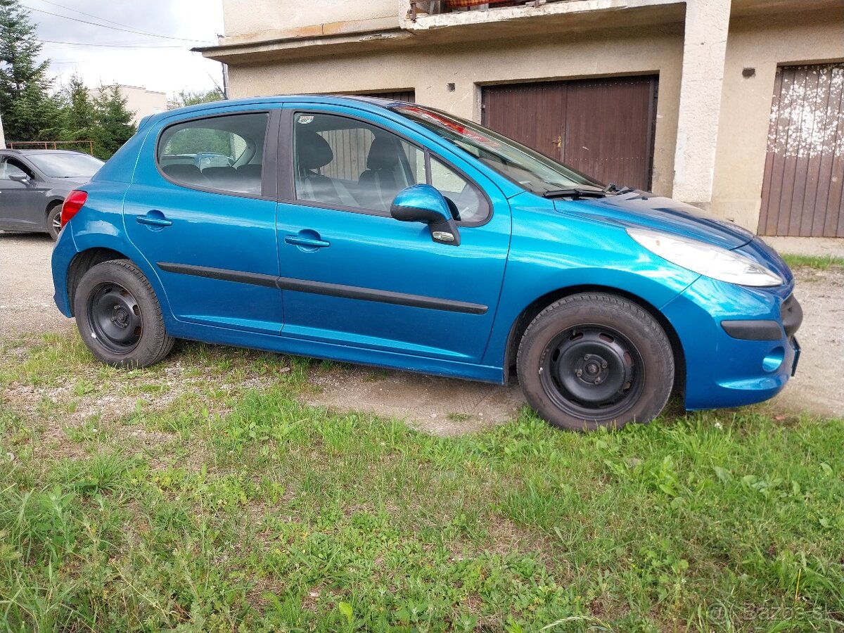 Predám Peugeot 207 ,1.4 - 2