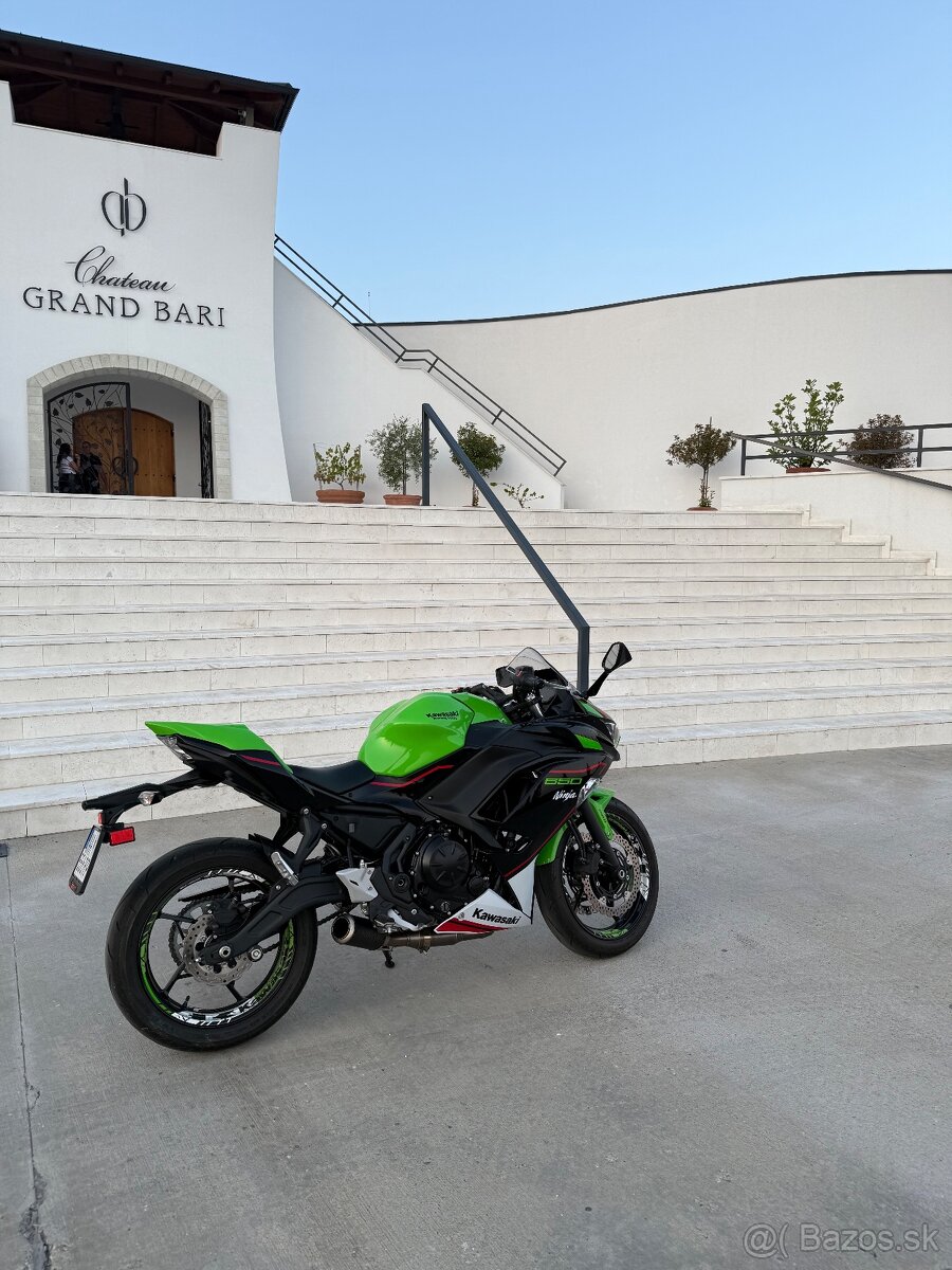 Kawasaki Ninja 650 - 2
