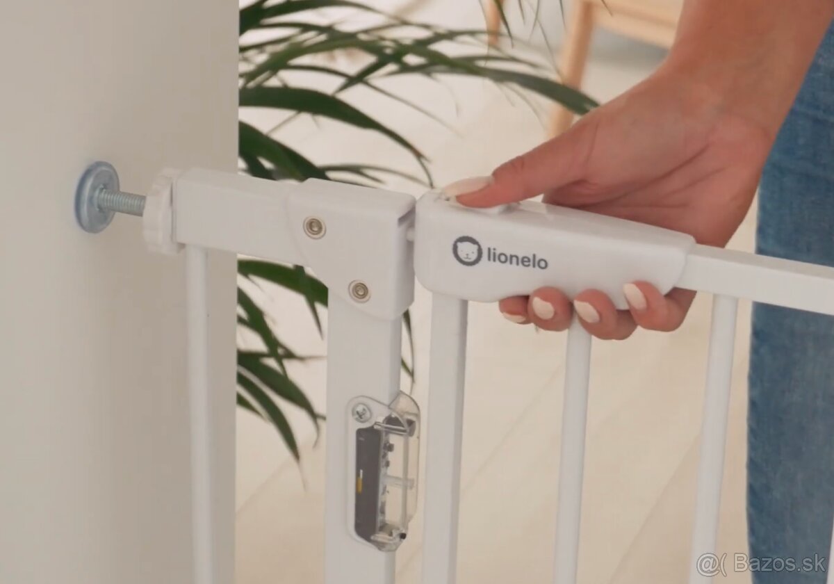 Detská zábrana Lionelo Truus Slim na otvor 75-105 cm - 2