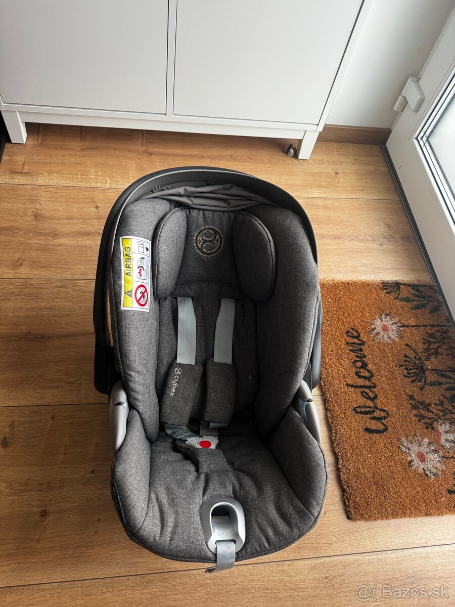 autosedačka Cybex Cloud Z i-Size - cena 70e - 2