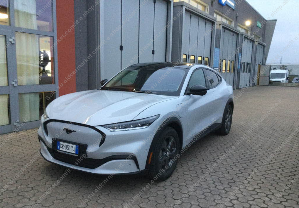 Ford Mustang Mach-E 75,7kWh RWD STD 269PS - DPH - 2