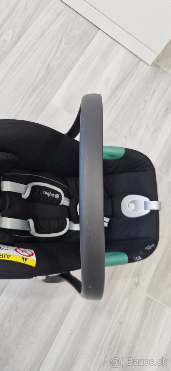 Autosedačka Cybex Aton B2 i-Size + ISOFIX Base One - 2