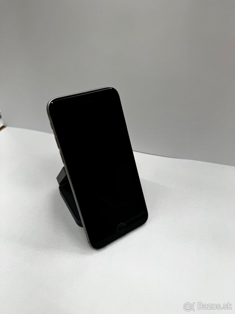 iPhone 6 Space Gray - 64 GB - 2