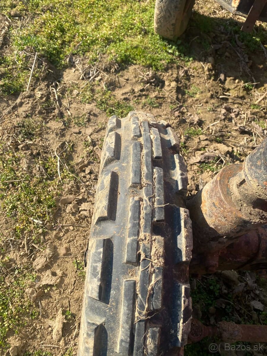 predam zetor + prislusenstvo - 2