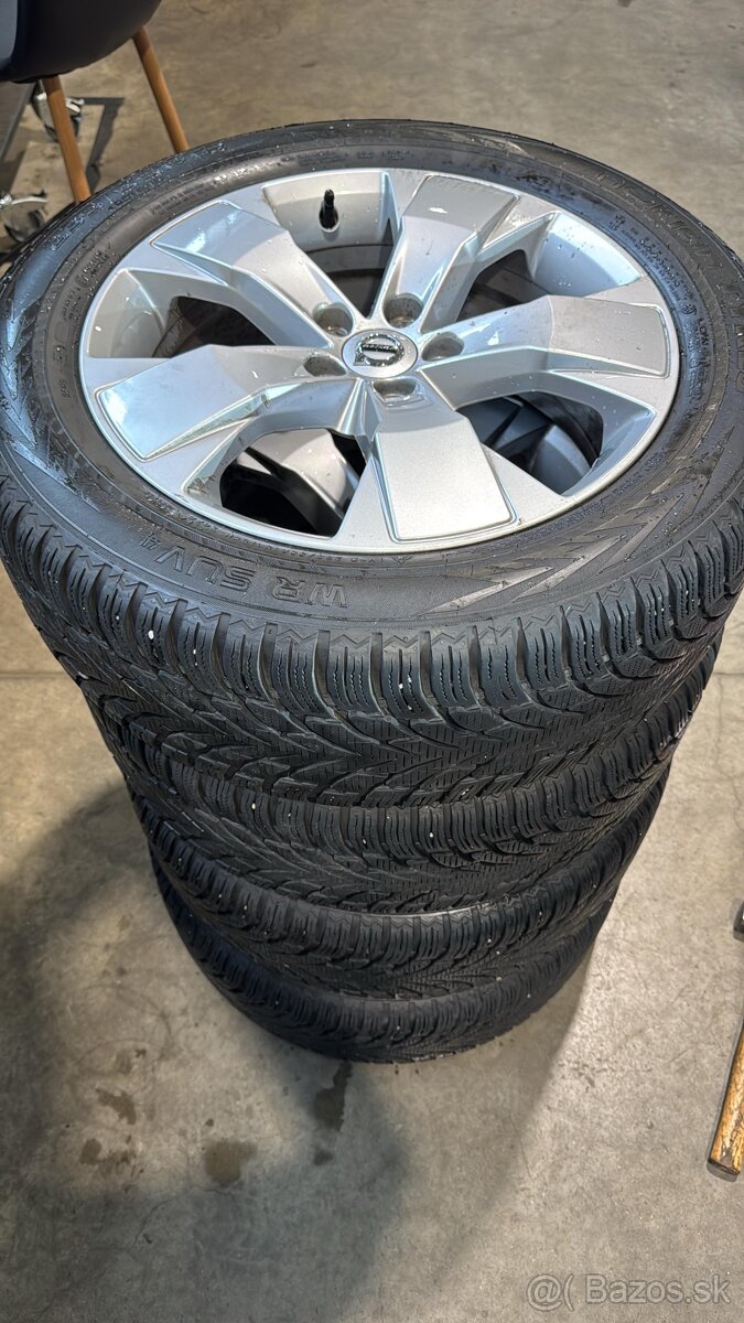 Originál sada VOLVO XC40 R18 zimné pneu - 2