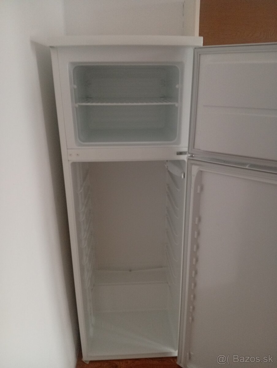 Predám Chladničku s mrazničkou - 2