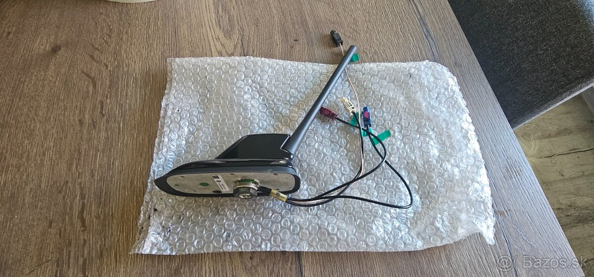 Anténa ŠKODA VW SEAT E-Citigo Fabia Octavia Rapid - 2