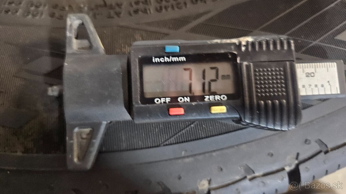 Zimne pneu 195/75 r16c vredestein - 2