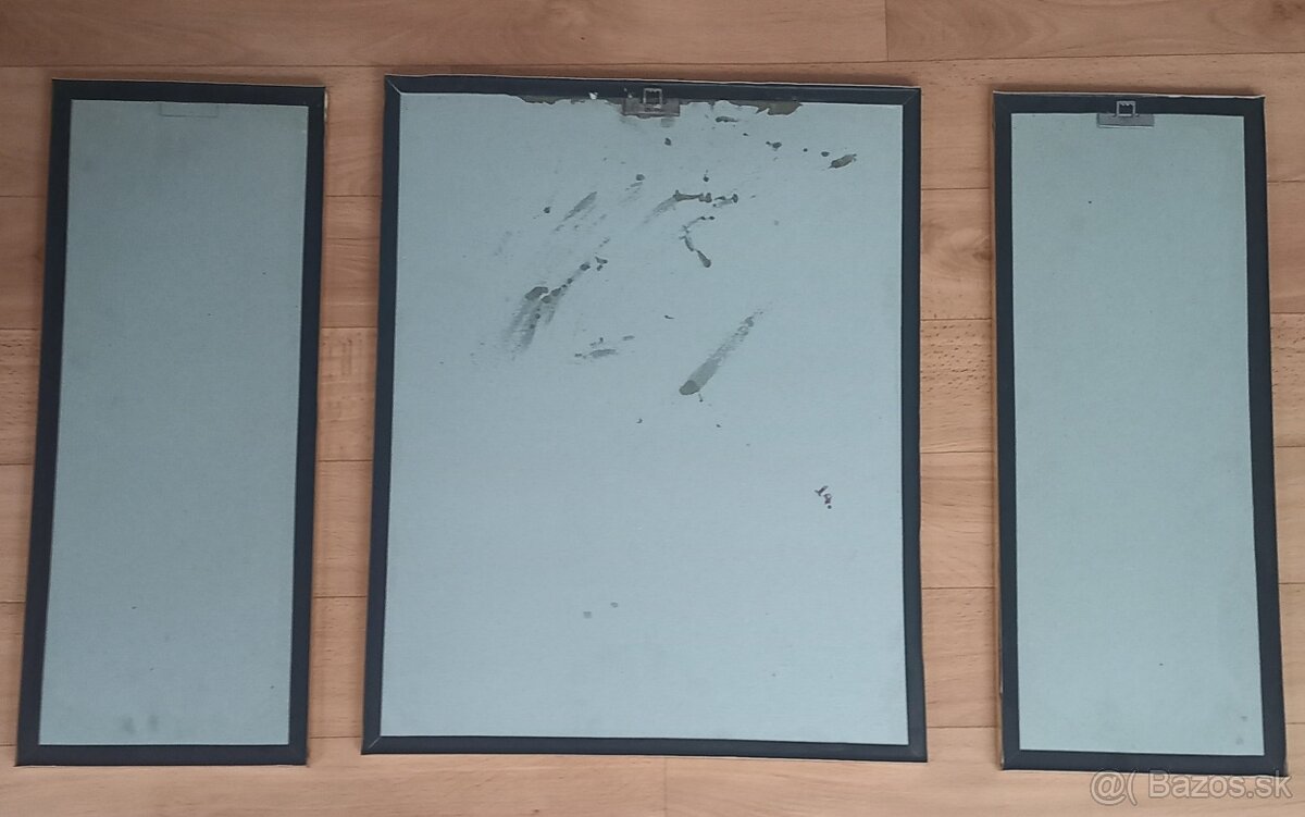 Troj obraz s pozlatenym ramom - 2