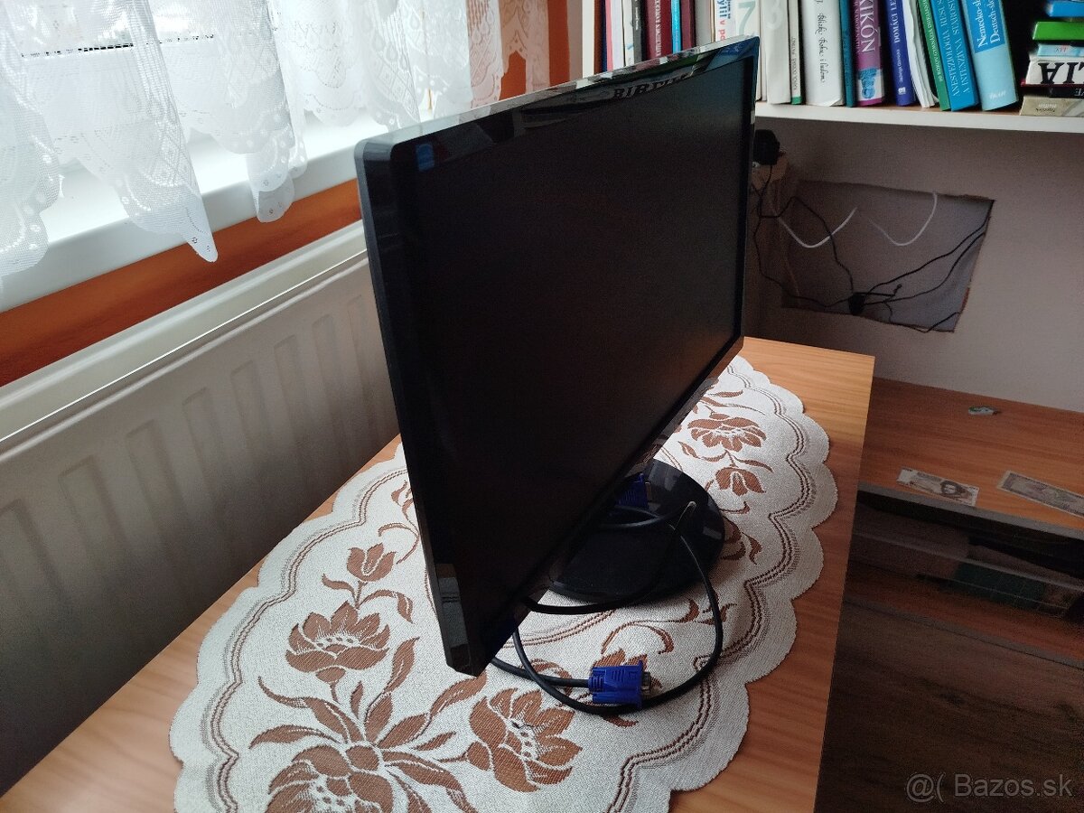 Počítačový monitor ASUS - 2