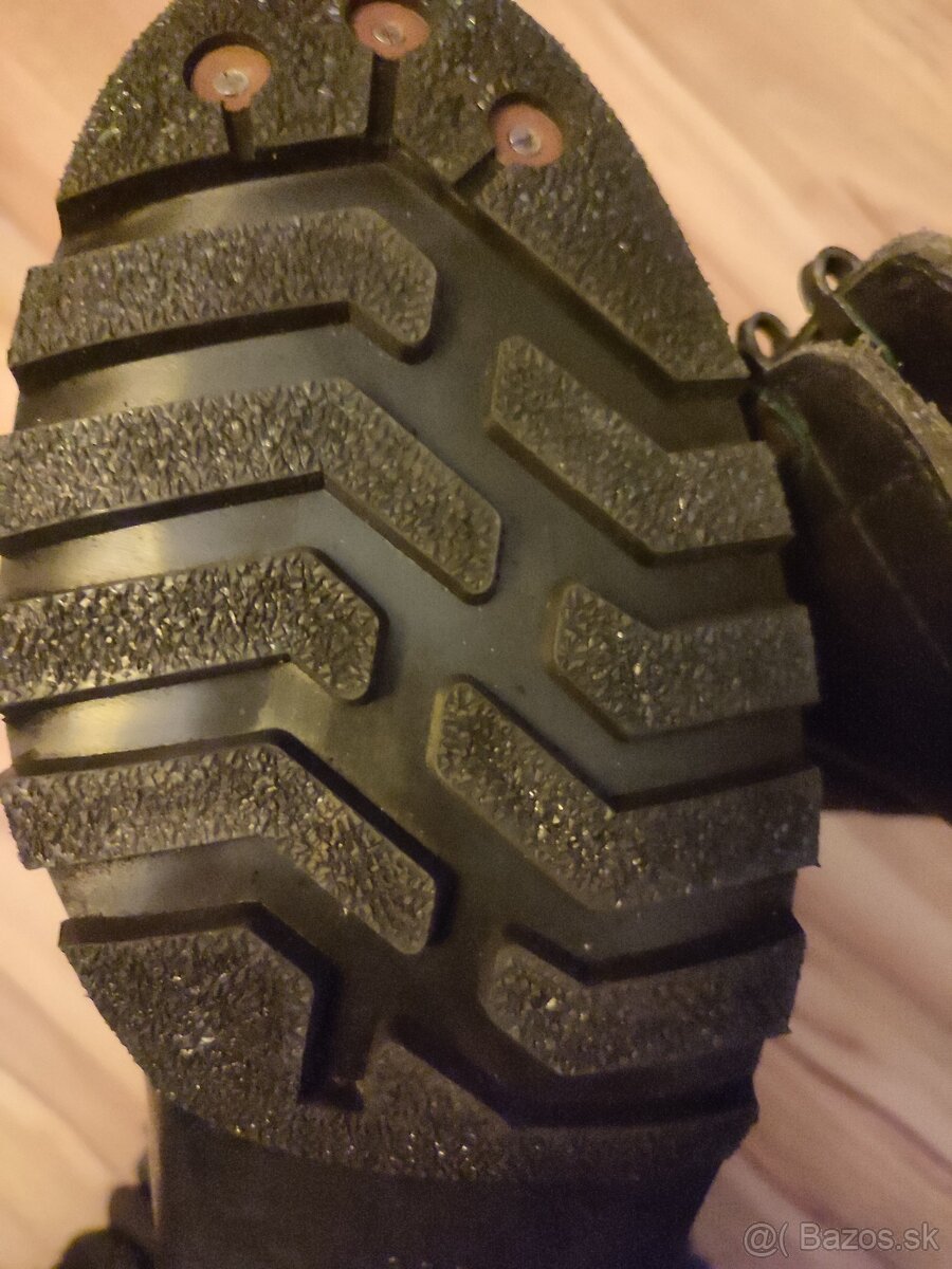 Vojenské kanady vzor 80 - 2