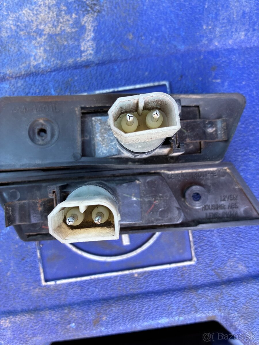 Predám smerovky BMW e36 - 2