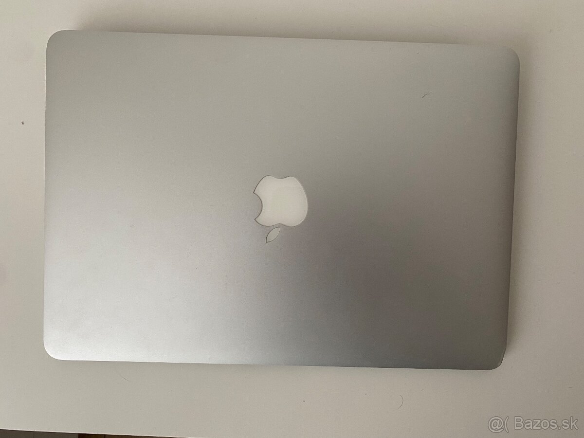 MacBook Air 13 palcový, 2015 - 2