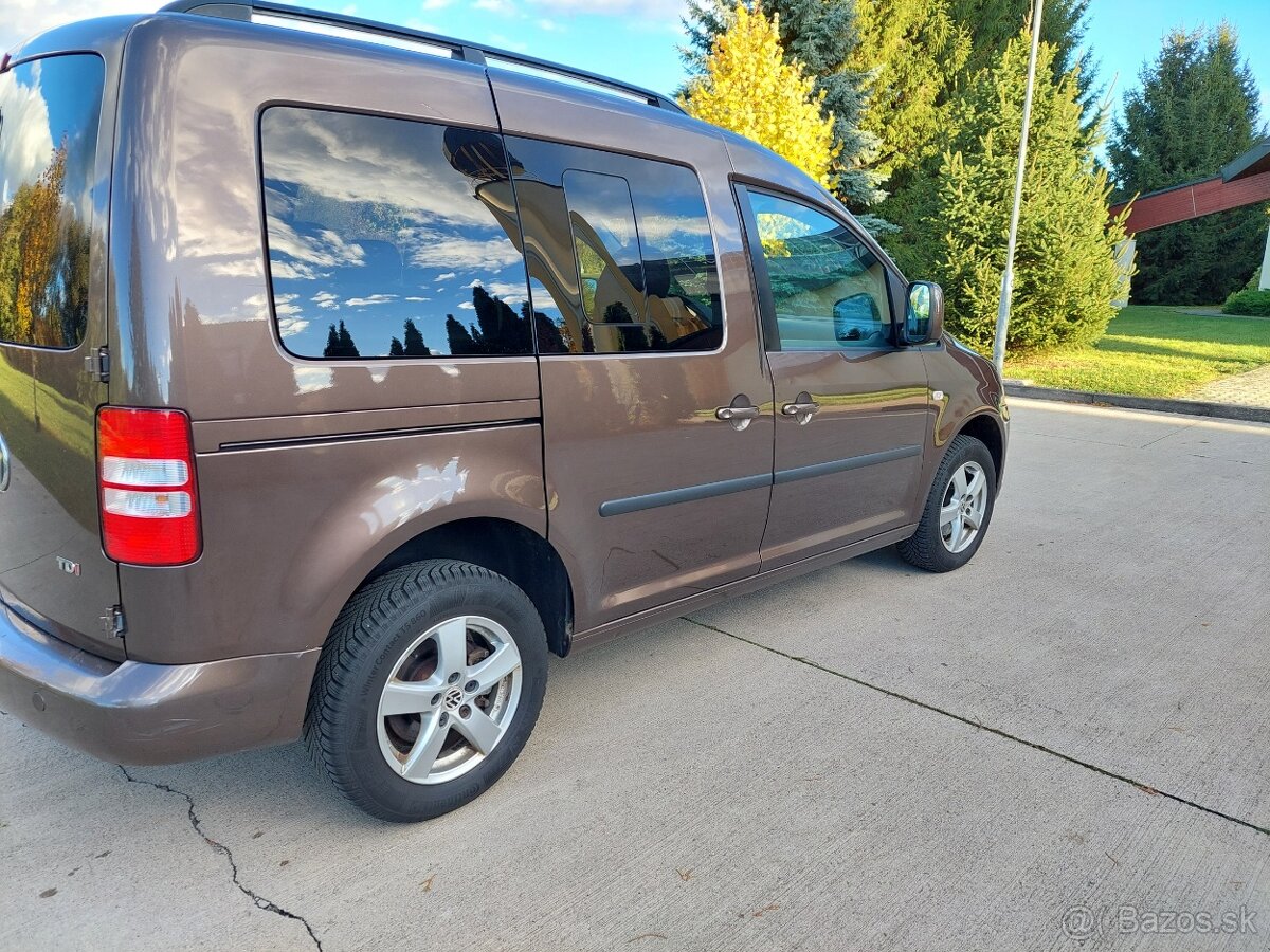 Volkswagen Caddy 1.6 TDi ( 75 KW ) - 2