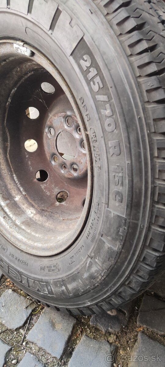 Michelin 215 70 R15C M+S
215/70 R 15 C 109 R letní
- 2