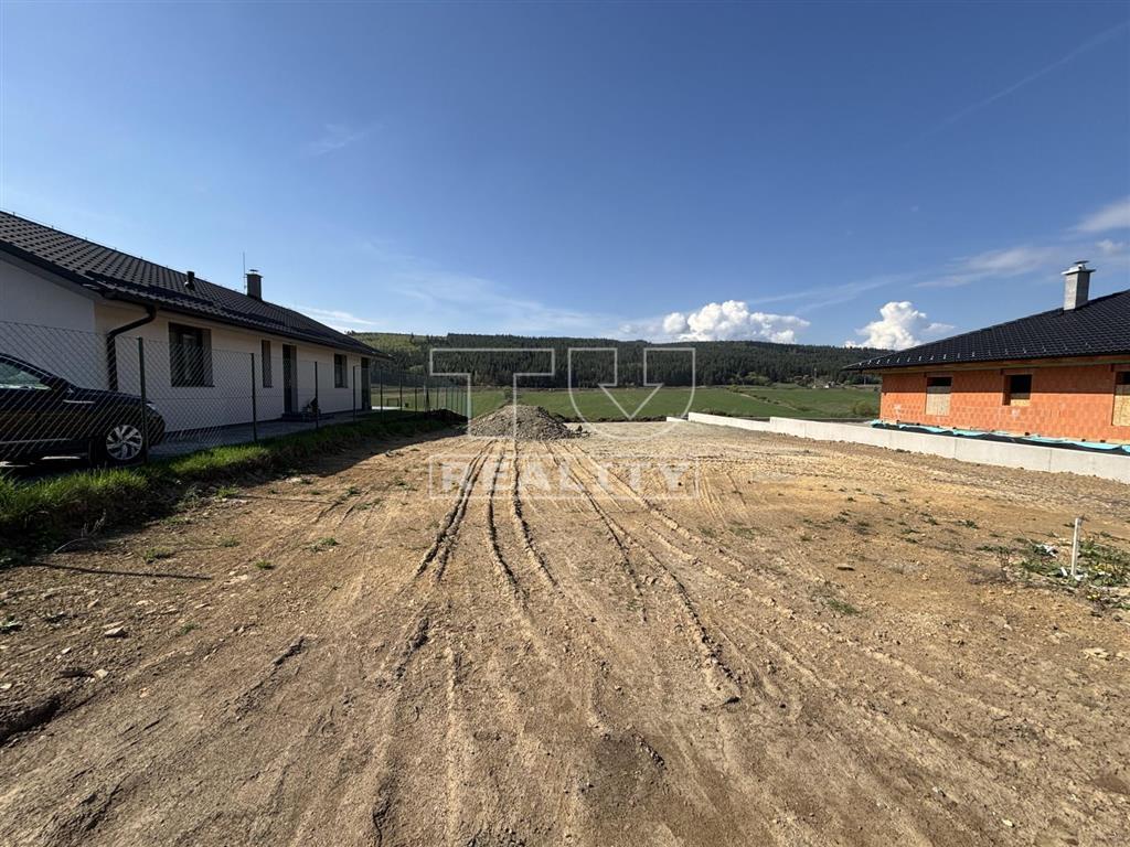 Krásny výhľad na les. Pokojná Lokalita. Stavebný pozemok... - 2