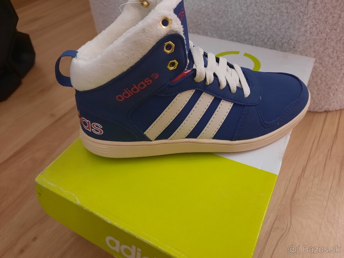 Dievčenska zimna obuv zachovalom stave , - 2