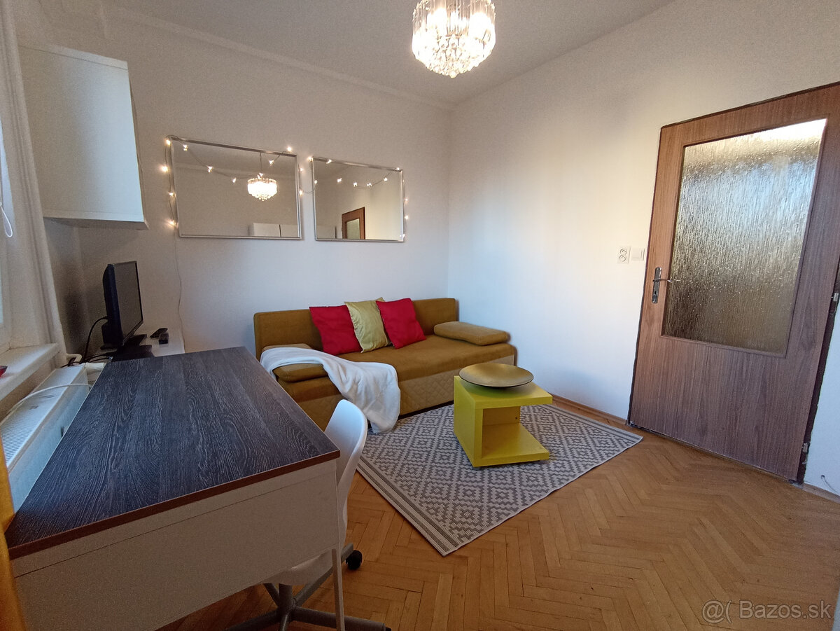 Garsónka na PREDAJ na Martinčekovej ulici, Ružinov - 2