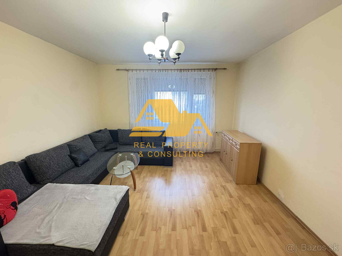 Prenajmem 3 izbový byt na sídlisku Juh v Nových Zámkoch - 2