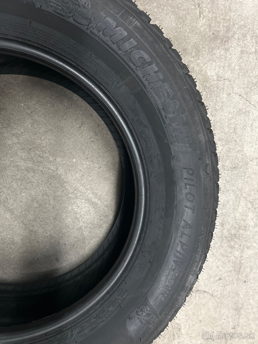 235/65R17 Michelin pilot alpin 5 suv - 2