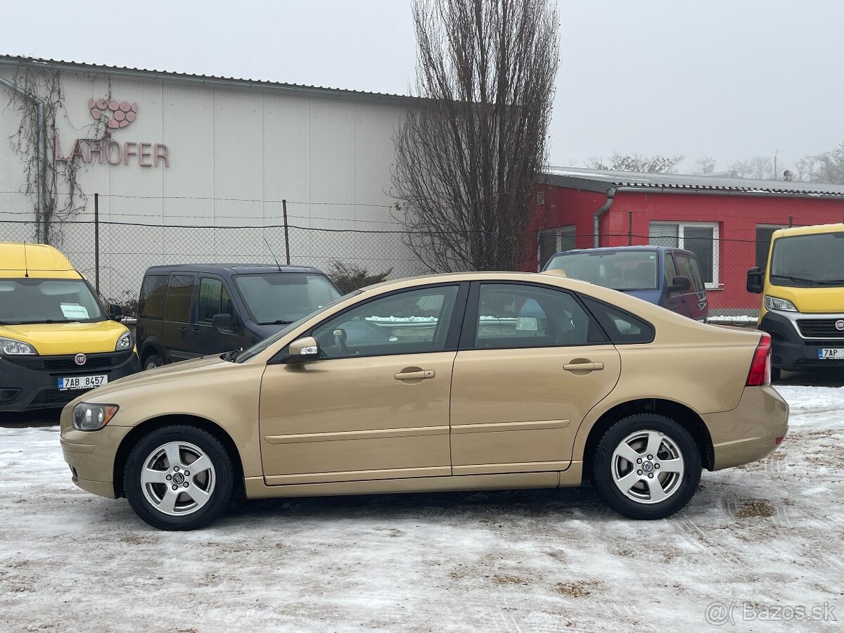 Volvo S40, 1.8i 92kW46tisKMPRAV.SERVIS - 2