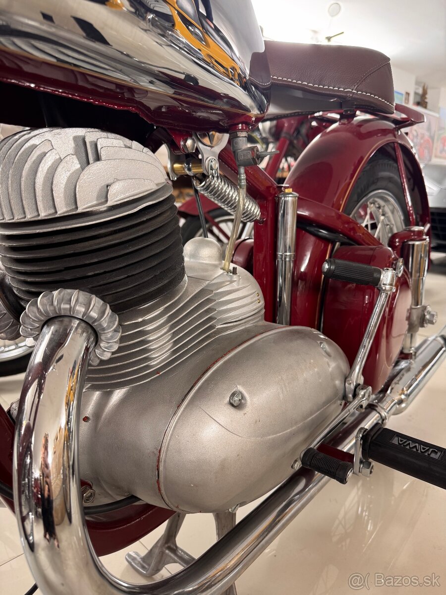 Jawa pérak 250, vape - 2