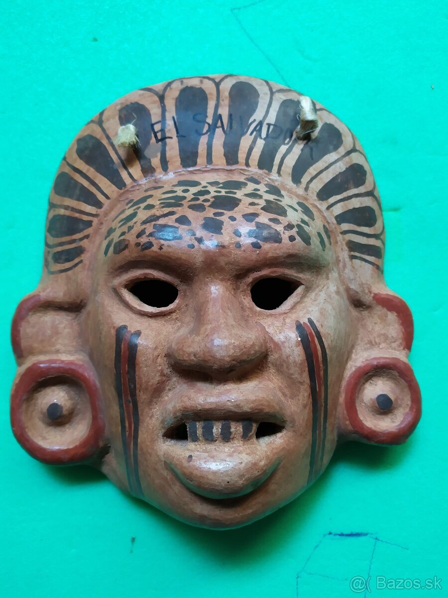 Hlinena maska Salvador - 2