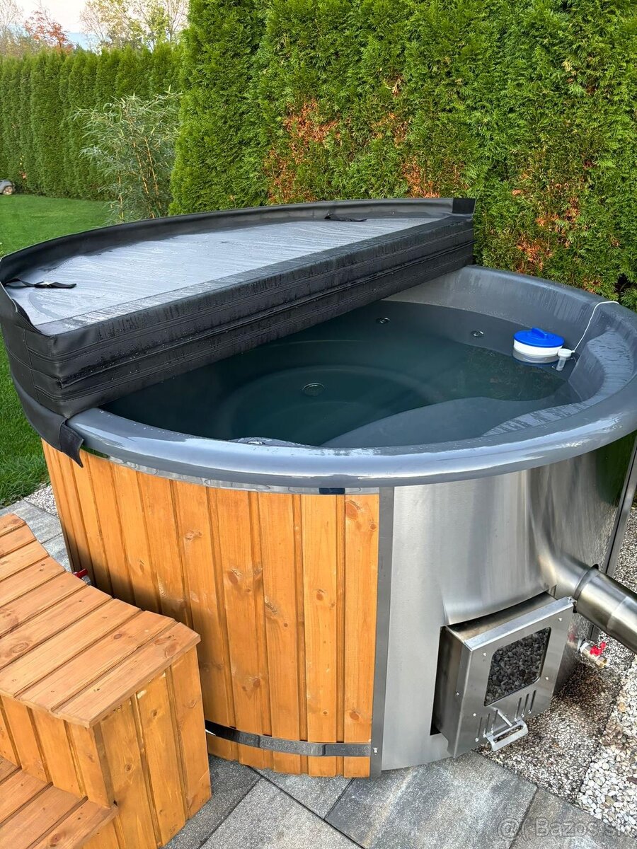 Kupacia kada/ Hottube/ Kupaci sud - 2