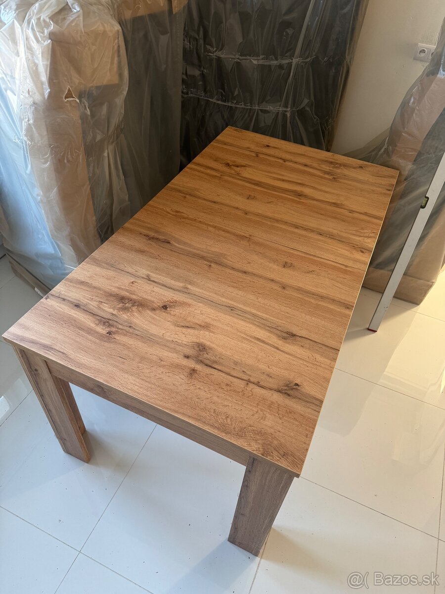 Jedálenský stôl - 2