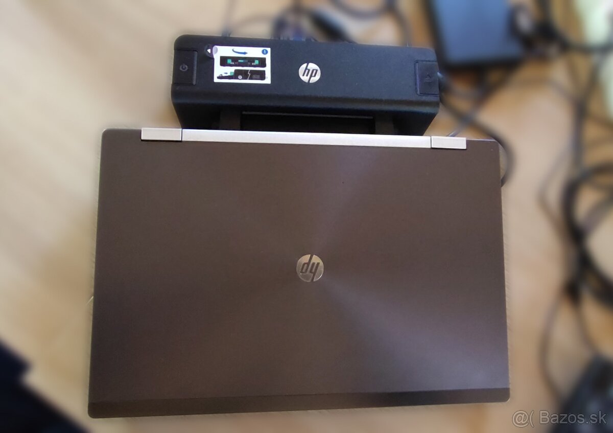 HP EliteBook 8570 Workstation - 2