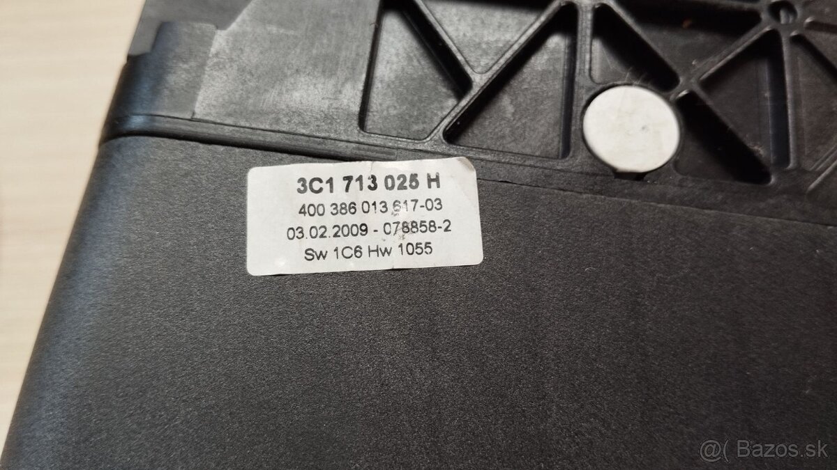 RIADIACA PAKA SKODA SUPERB VW - 2