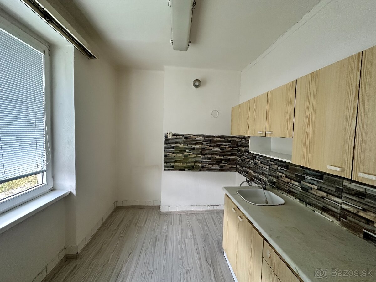 PREDAJ - 2 izbový byt, Letná ulica, Plešivec - 2