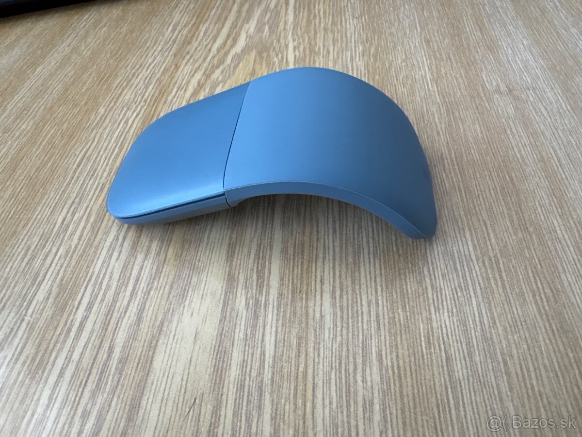 Microsoft Surface Arc Mouse - 2