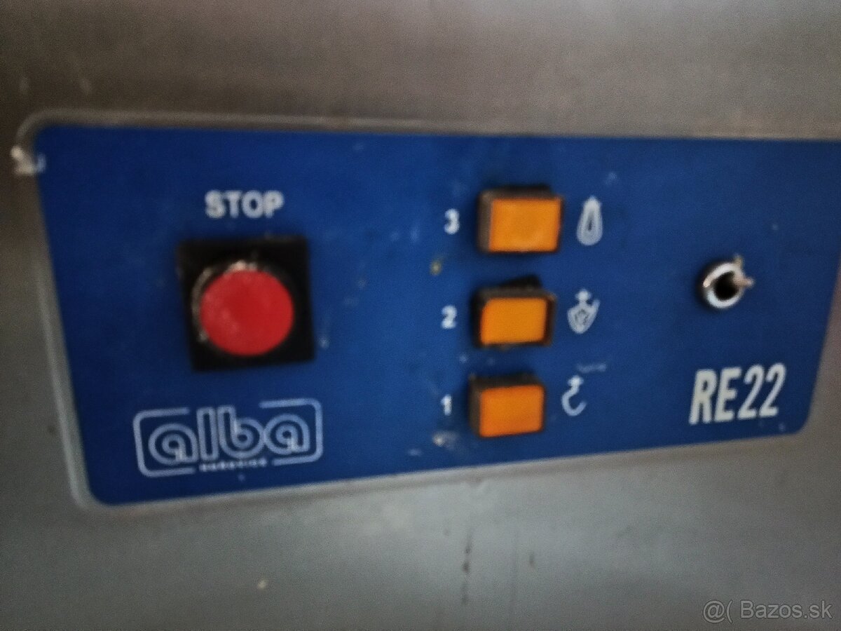 Predám profesionálny kuchynský robot ALBA RE22 - 2