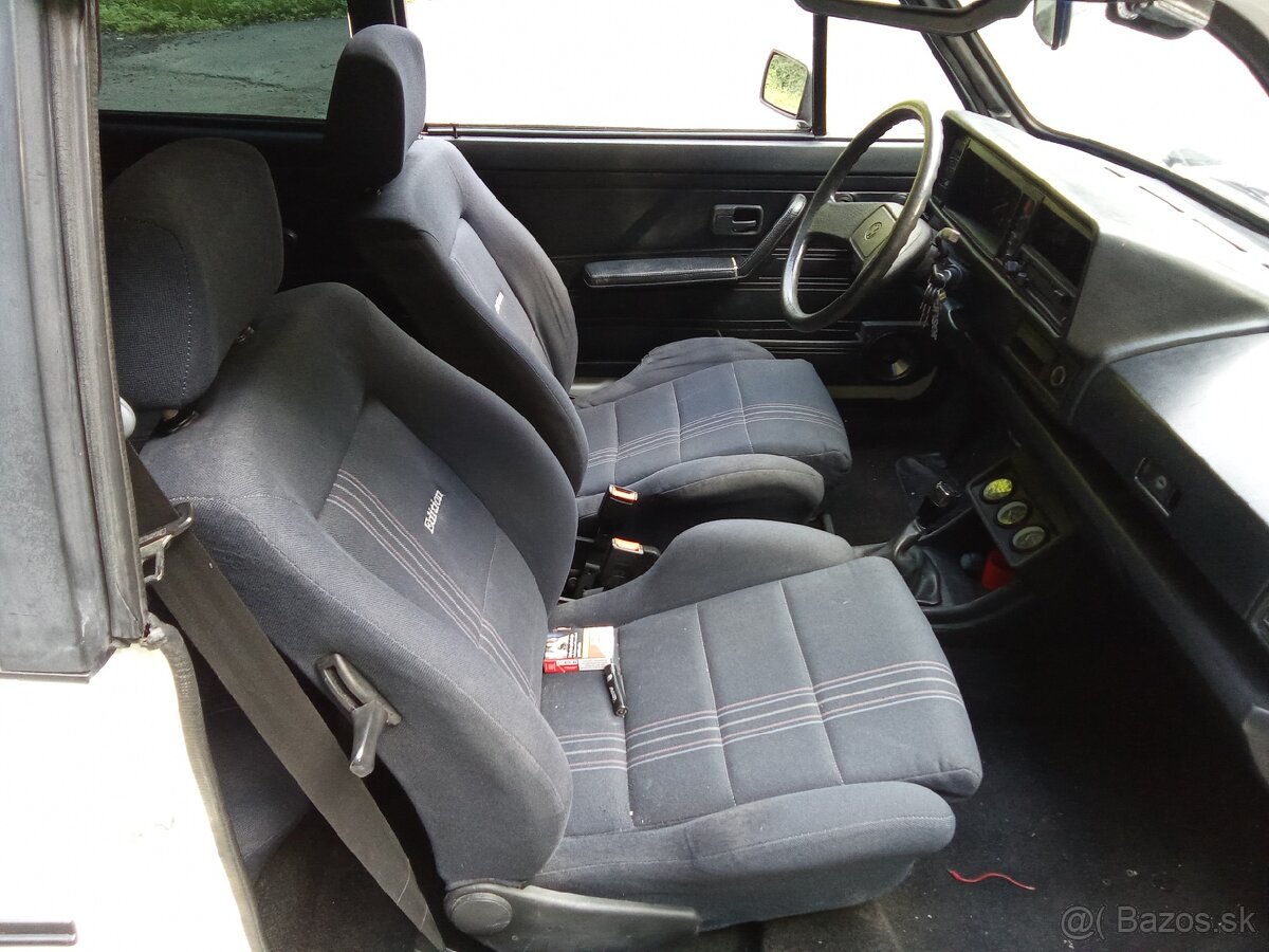 Volkswagen golf Mk1 Cabrio - 2