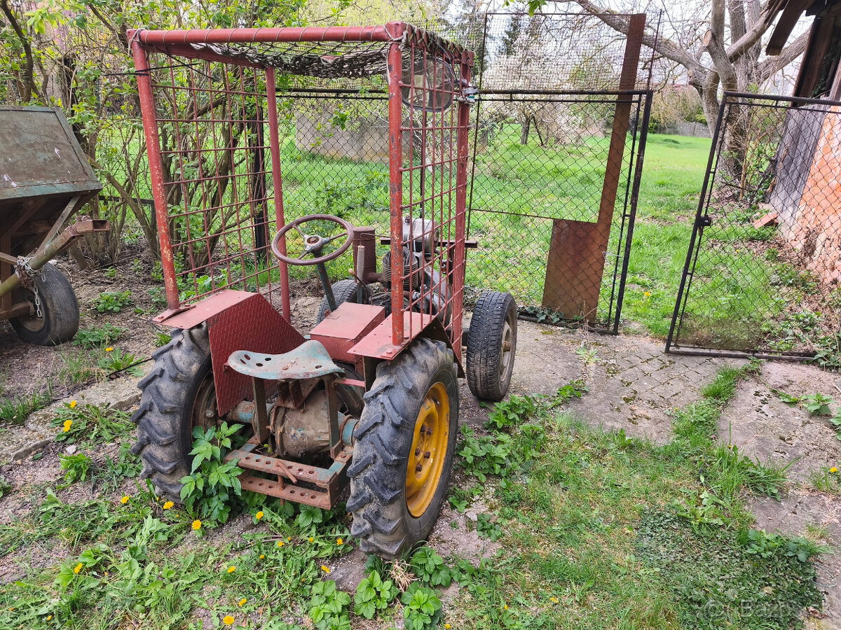 Malotraktor opraviteľný + vlečka - 2