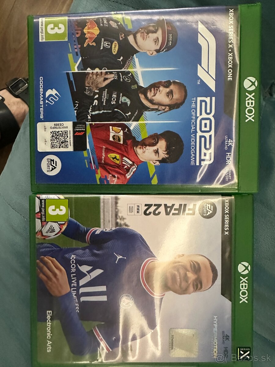 Predám Xbox Series X - 1GB + 2 ovládače - 2