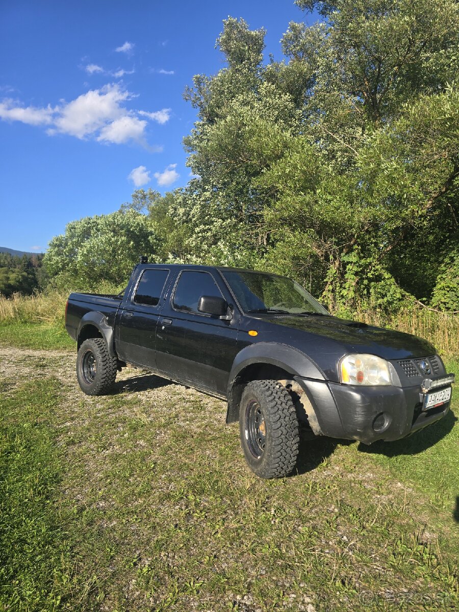 Nissan Navara D22 - 2