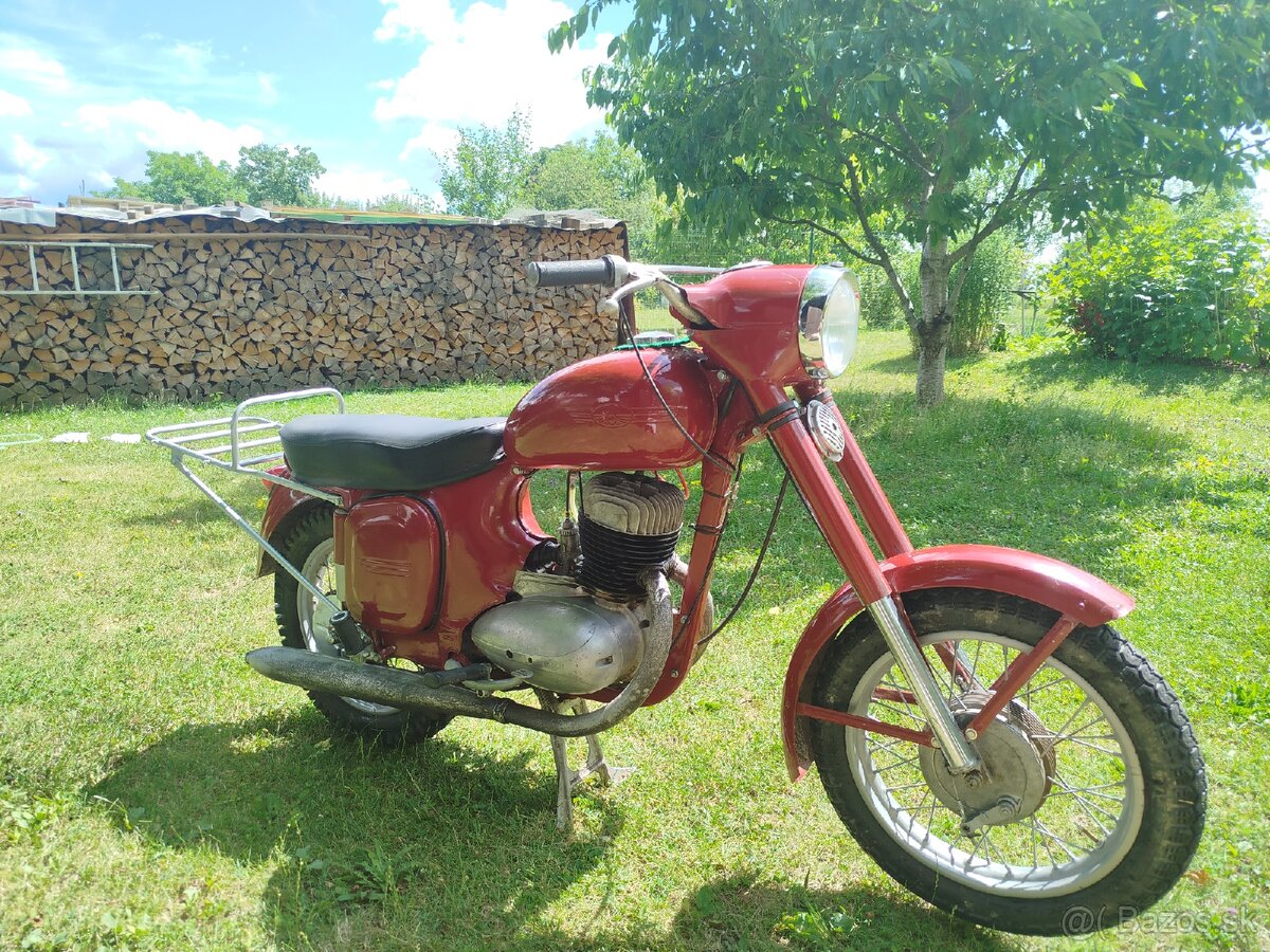 Jawa 250/559 výmena