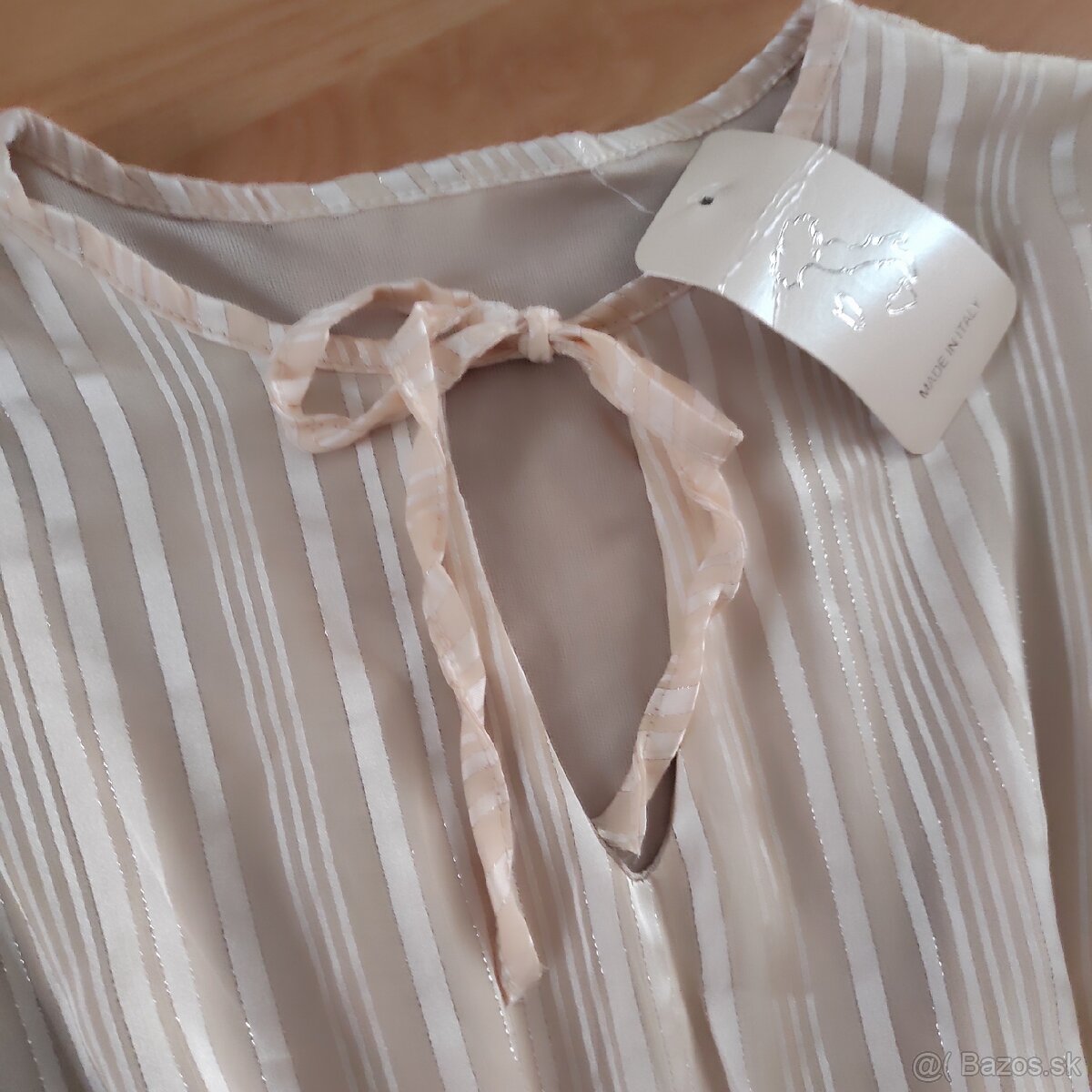 Krémové šaty s dlhým rukávom - 2