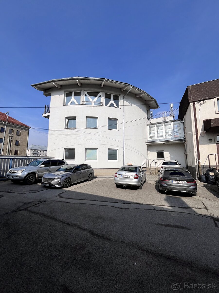 Administratívna budova - Prenájom - 2