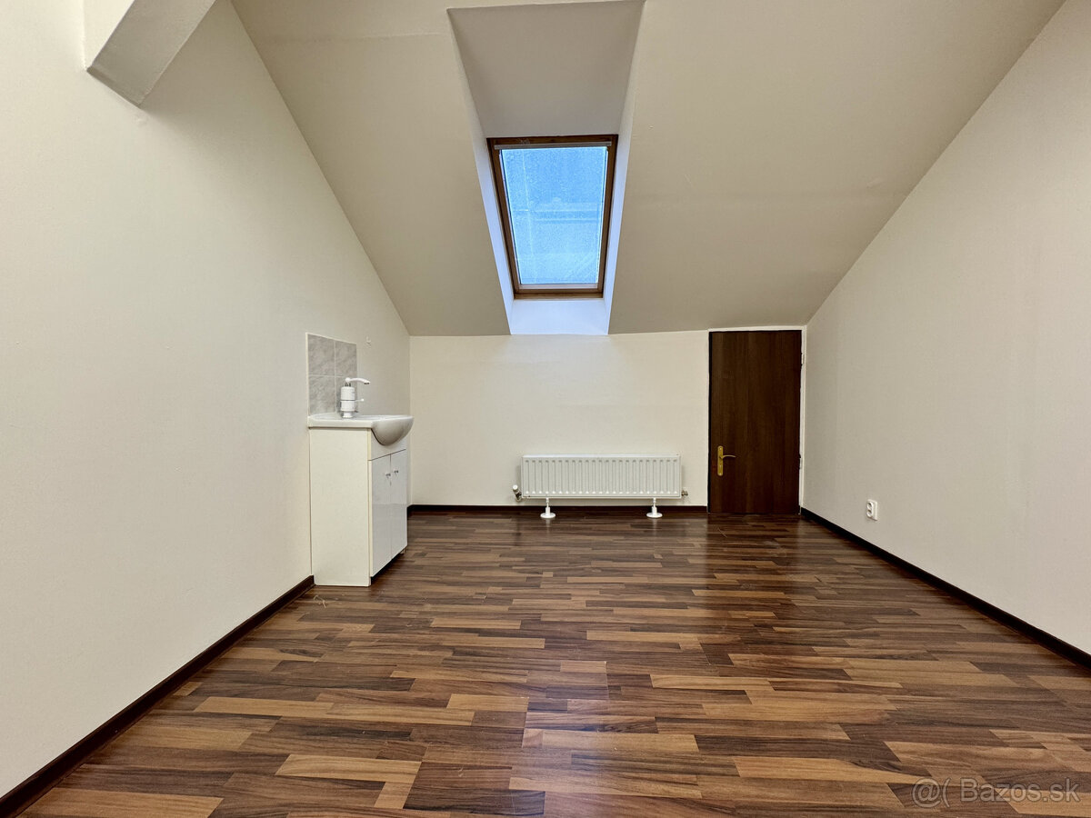 Kompaktná kancelária - 12 m2 - v centre mesta na Mäsiarskej - 2