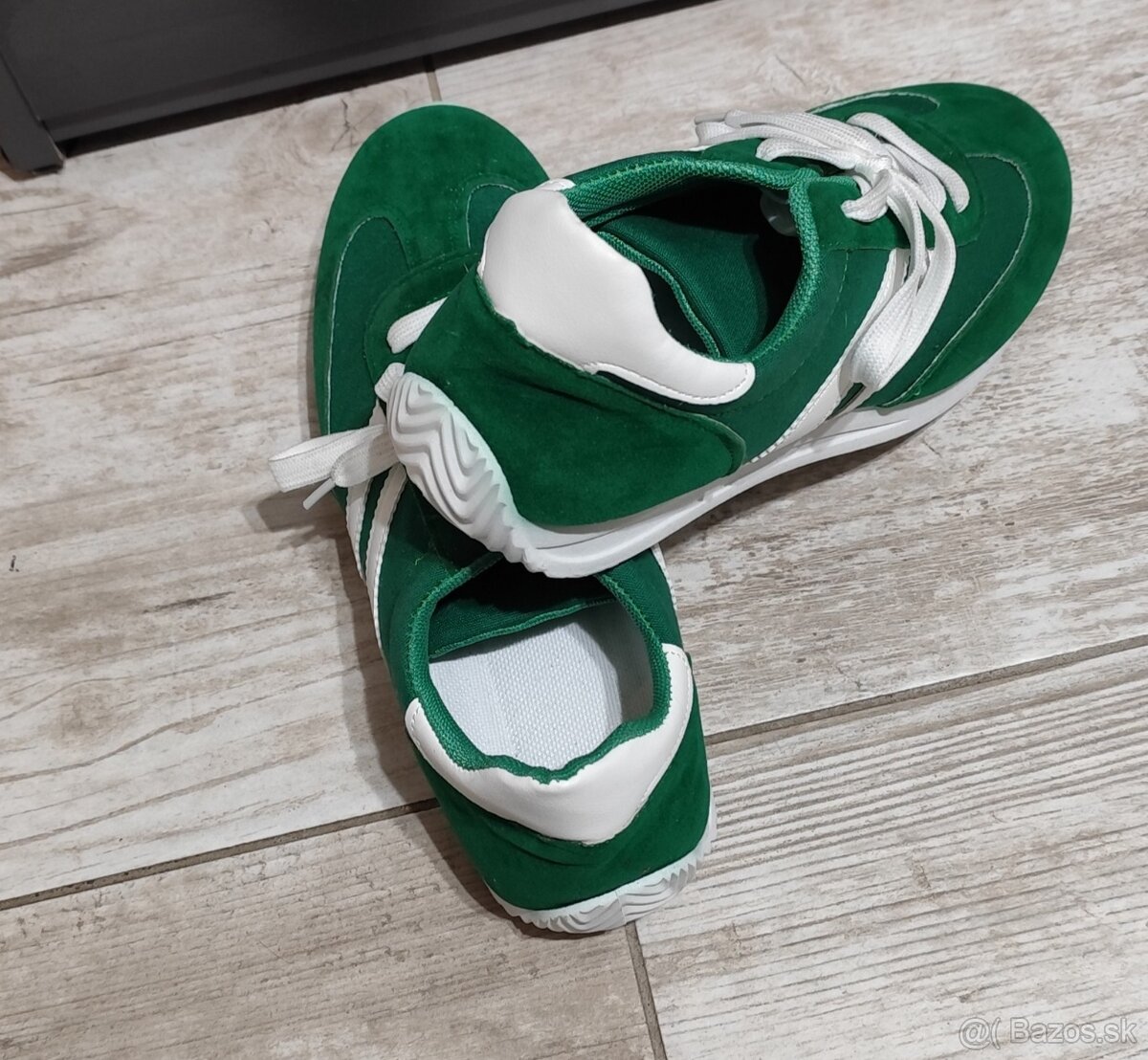 Predám nové dámske tenisky veľkosť 39 - 2