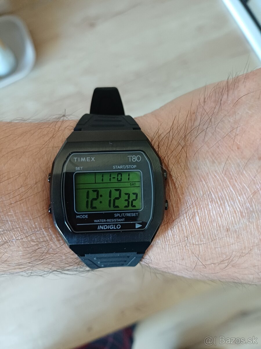 Timex T80 - 2