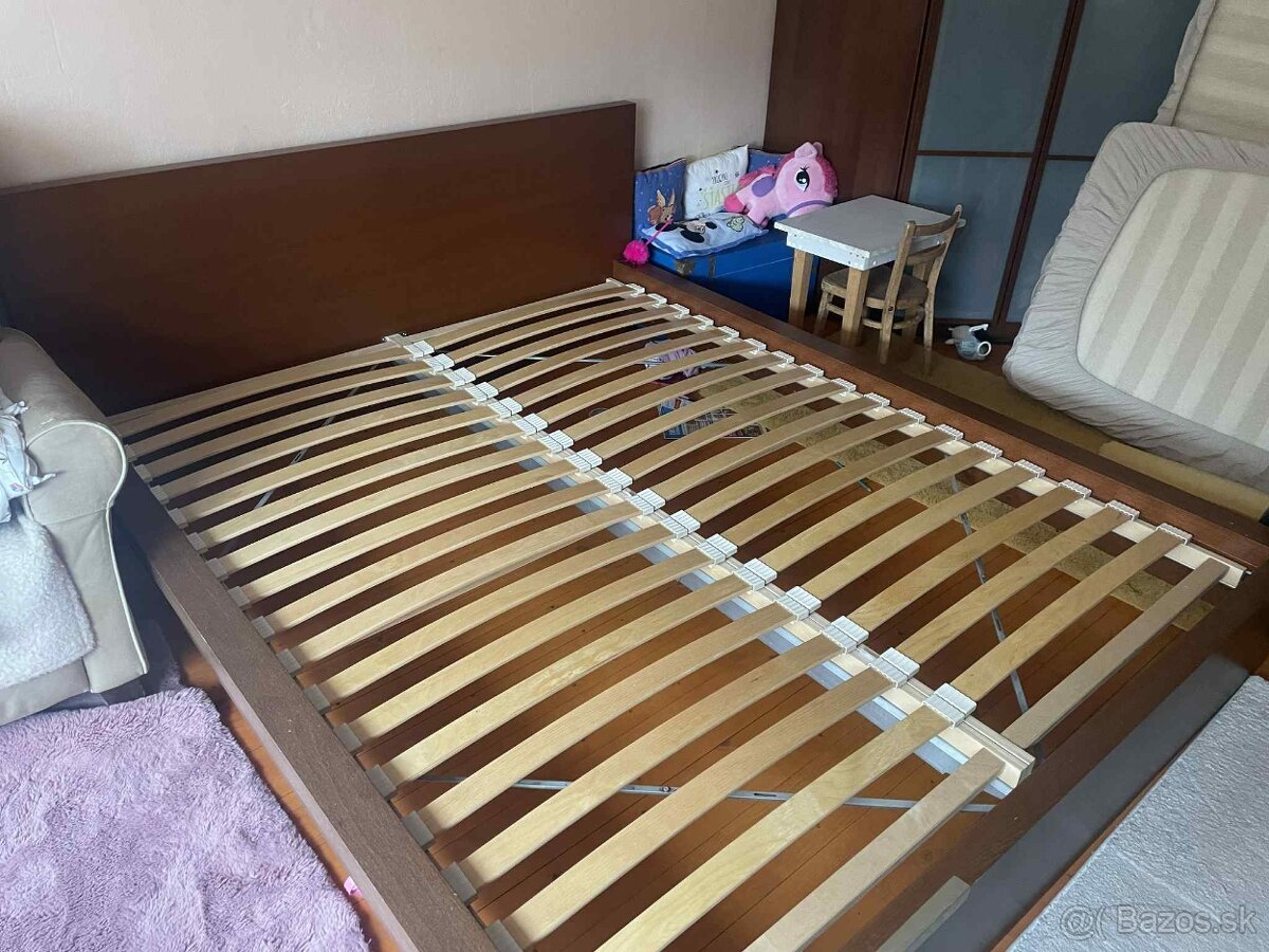 Postel MALM (Ikea) - 2