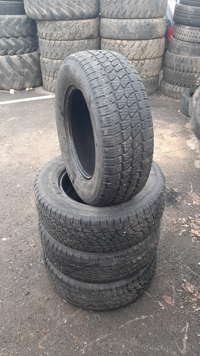 235/65r16C 115/113R zimne - 2