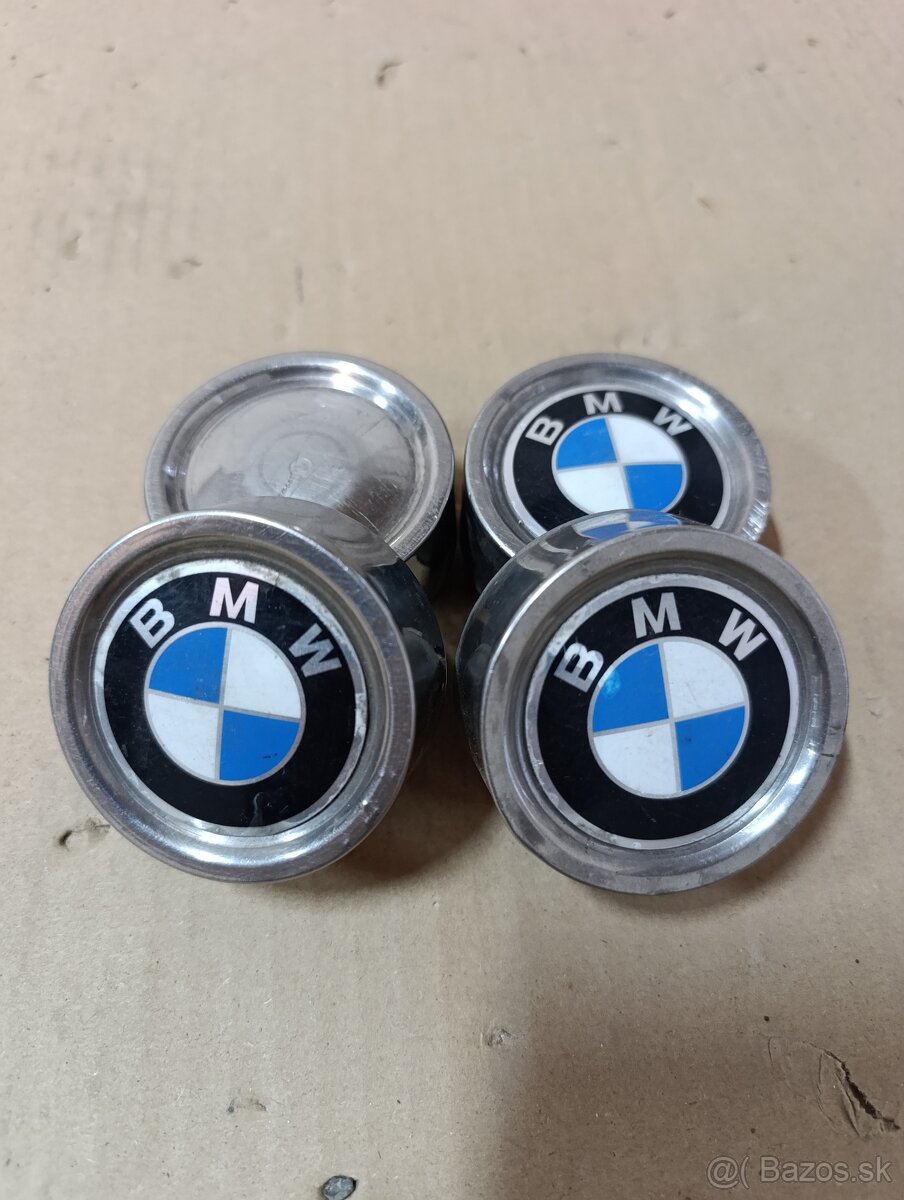 BMW pukličky do kolies - 2