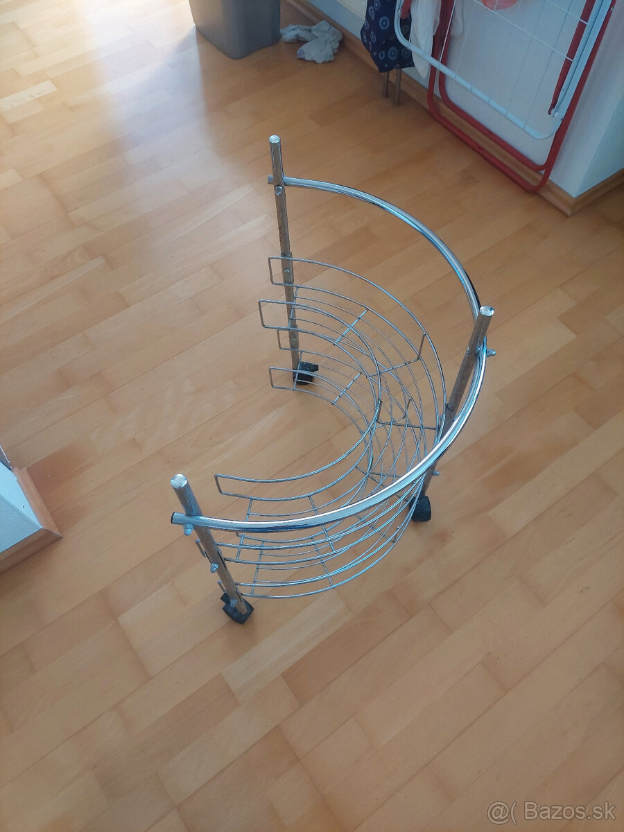 kovová polička pod umývadlo - 2